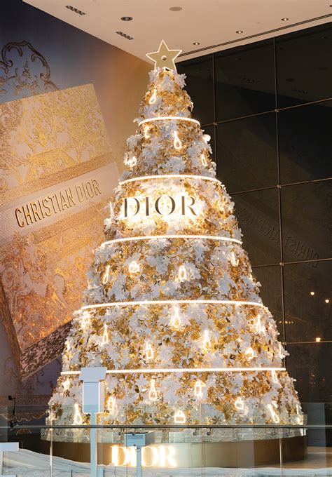 yorkdale mall dior tree|yorkdale holiday hours.